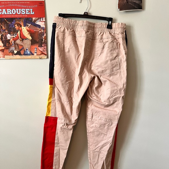 These are some bold colored jogger pants size M - Picture 4 of 6